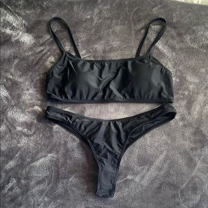SUMMER MAE Black Minimalist Bikini Set adjustable bralette & cheeky bottom M